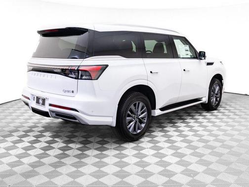 2026 INFINITI QX80 PURE AWD