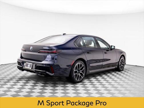 2023 BMW 760 i xDrive