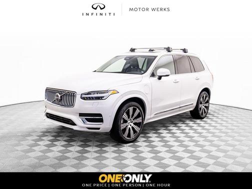 2024 Volvo XC90 Recharge Plug-In Hybrid T8 Plus Bright Theme 7-Seater