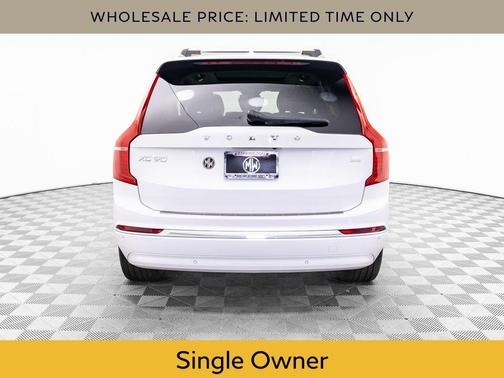 2024 Volvo XC90 Recharge Plug-In Hybrid T8 Plus Bright Theme 7-Seater