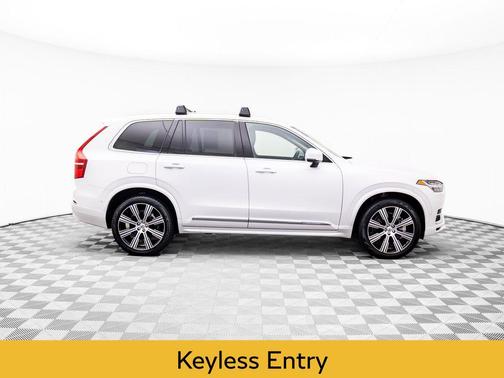 2024 Volvo XC90 Recharge Plug-In Hybrid T8 Plus Bright Theme 7-Seater