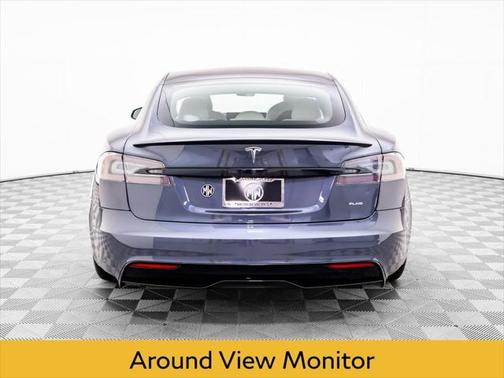2022 Tesla Model S Plaid