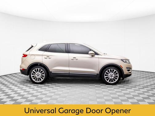 2015 Lincoln MKC Base