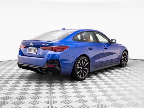 2025 BMW M440 i xDrive