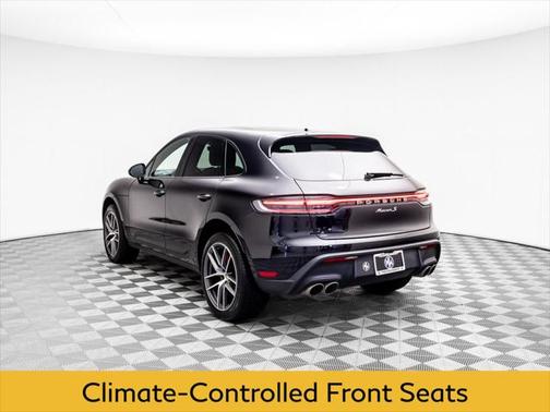 2023 Porsche Macan Base