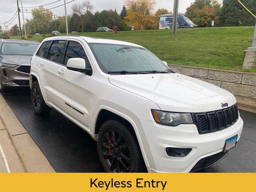 2017 Jeep Grand Cherokee Altitude