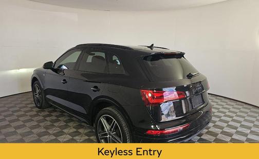 2022 Audi Q5 e 55 S line Prestige