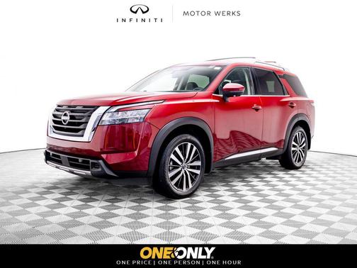 Scarlet Ember 2024 Nissan Pathfinder Platinum 4WD