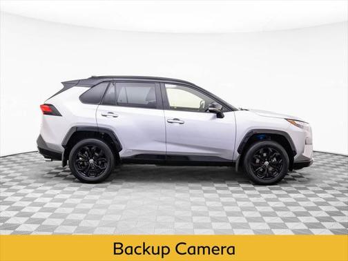 2023 Toyota RAV4 Hybrid SE