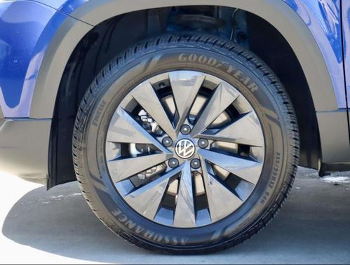 2024 Volkswagen Taos 1.5T S