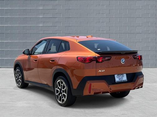 2025 BMW X2 xDrive28i