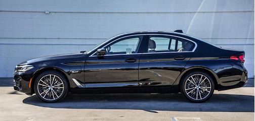 2023 BMW 530e Base