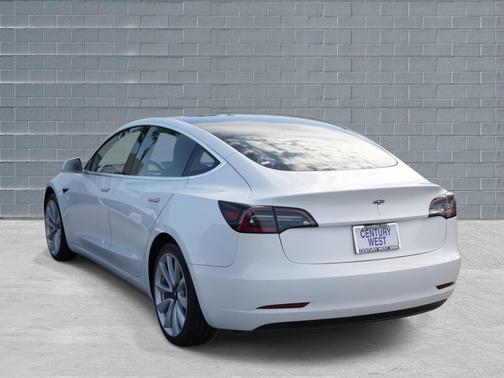2020 Tesla Model 3 Standard Range