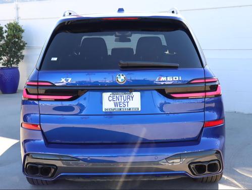 2025 BMW X7 M60i