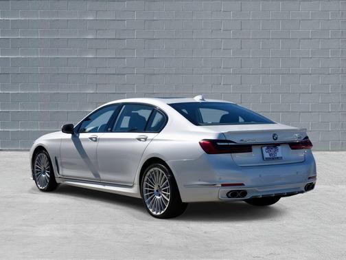2022 BMW ALPINA B7 xDrive