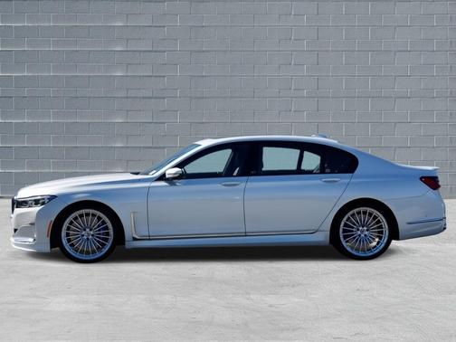 2022 BMW ALPINA B7 xDrive