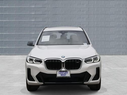 2023 BMW X3 M40i