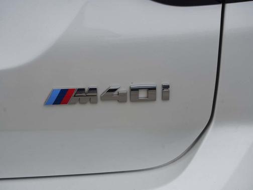 2023 BMW X3 M40i
