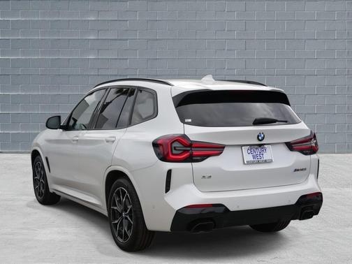 2023 BMW X3 M40i