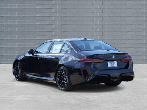 2025 BMW M5 Base