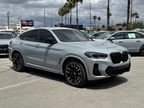 Brooklyn Grey Metallic 2024 BMW X4 M40i