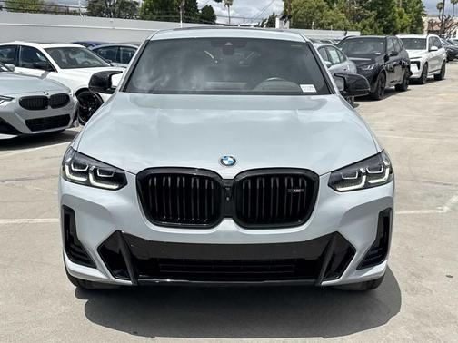Brooklyn Grey Metallic 2024 BMW X4 M40i