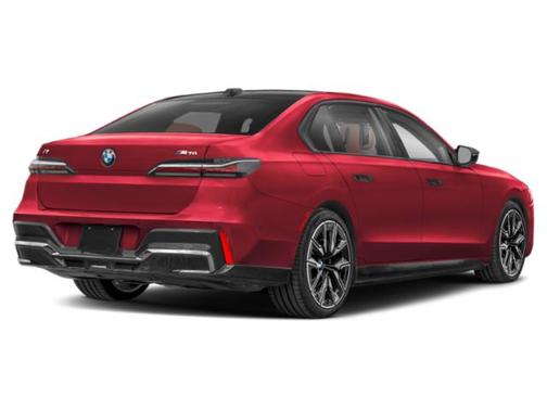 2024 BMW i7 M70