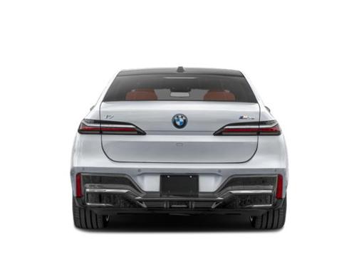 2024 BMW i7 M70