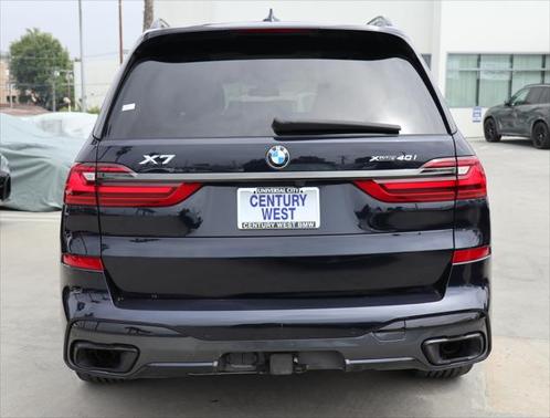 Carbon Black Metallic 2022 BMW X7 xDrive40i