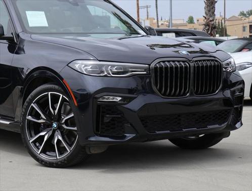 Carbon Black Metallic 2022 BMW X7 xDrive40i