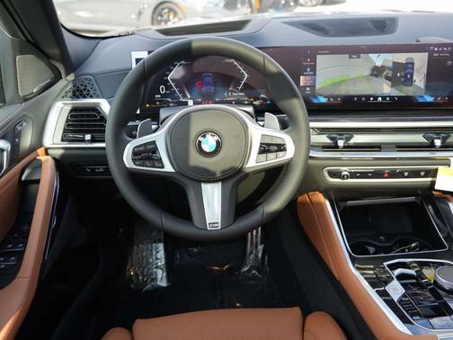 2026 BMW X6 xDrive40i