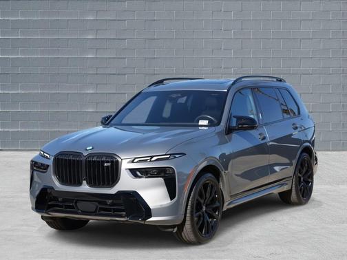 2025 BMW X7 M60i