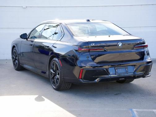 2025 BMW i7 xDrive60