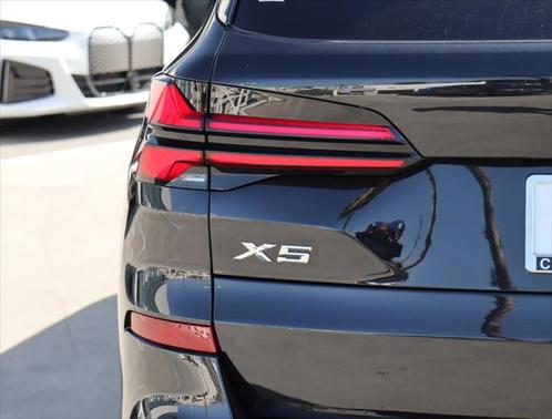 2026 BMW X5 sDrive40i