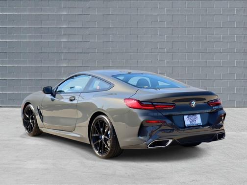 2025 BMW 840 i