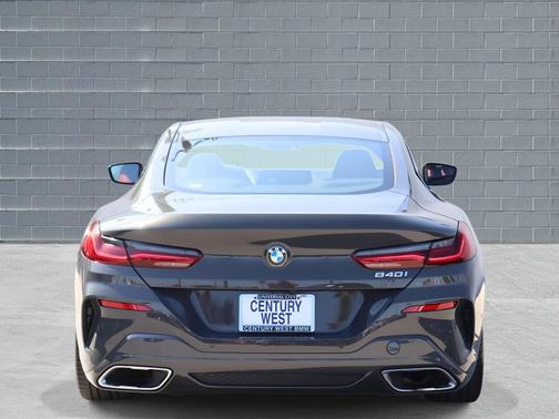 2025 BMW 840 i