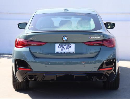 2025 BMW M440 i xDrive