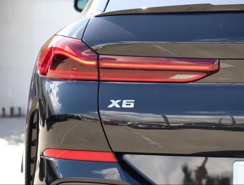 2026 BMW X6 M60i