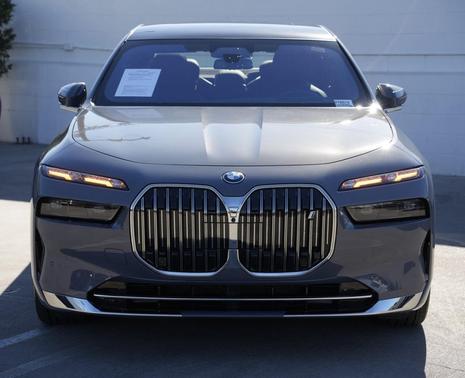 2025 BMW i7 xDrive60