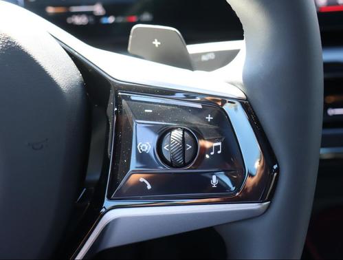 2025 BMW 530 i