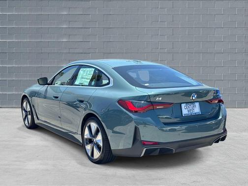 Cape York Green Metallic 2026 BMW i4 Gran Coupe eDrive40