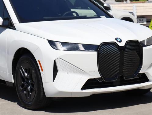 2026 BMW iX xDrive45