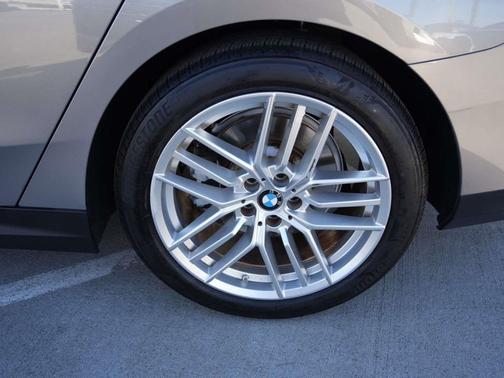 2025 BMW 530 530i Sedan