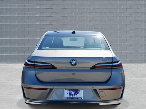 2025 BMW i7 xDrive60