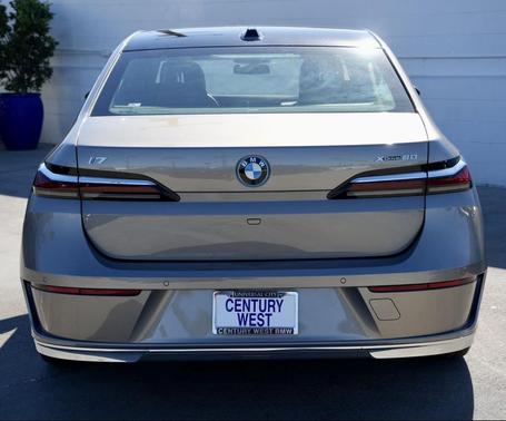 2025 BMW i7 xDrive60