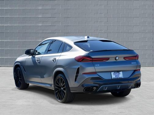 2026 BMW X6 M60i