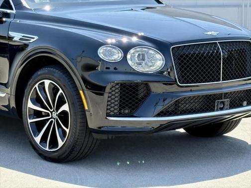 2024 Bentley Bentayga V8 AWD