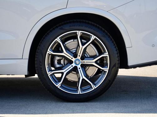 2025 BMW X5 PHEV xDrive50e