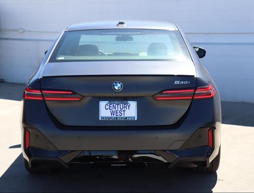 2026 BMW 530 i