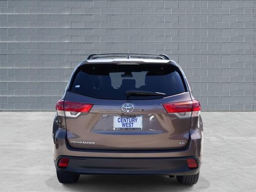 2019 Toyota Highlander LE Plus